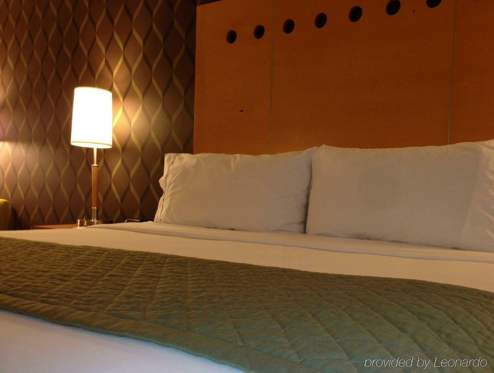Holiday Inn Express & Suites Monterrey Aeropuerto, An Ihg Hotel Extérieur photo